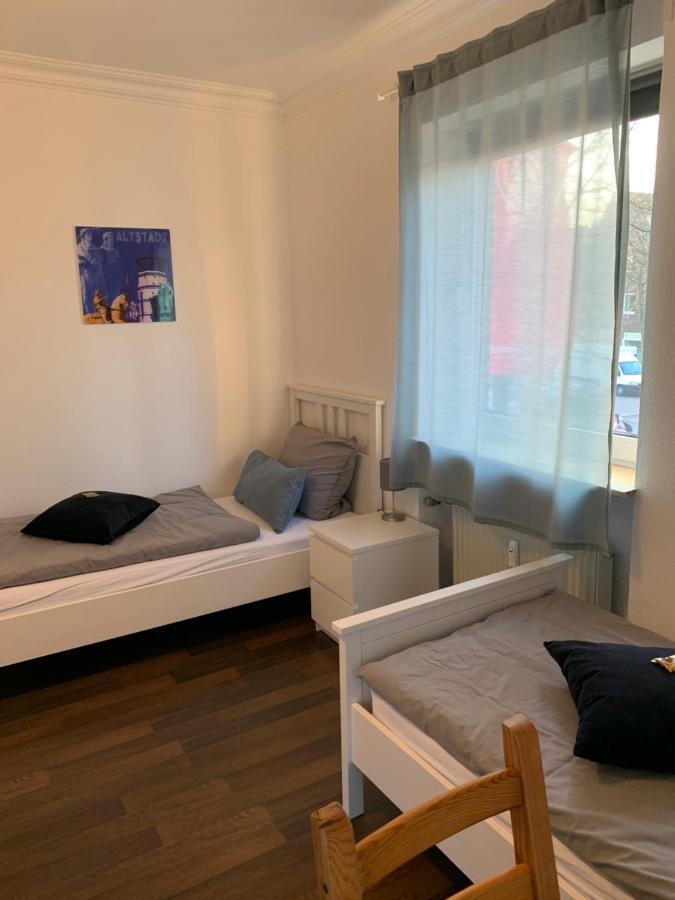 Bed and Breakfast Zum Armen Mann Düsseldorf Zewnętrze zdjęcie