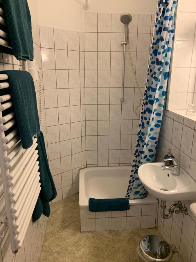 Bed and Breakfast Zum Armen Mann Düsseldorf Zewnętrze zdjęcie