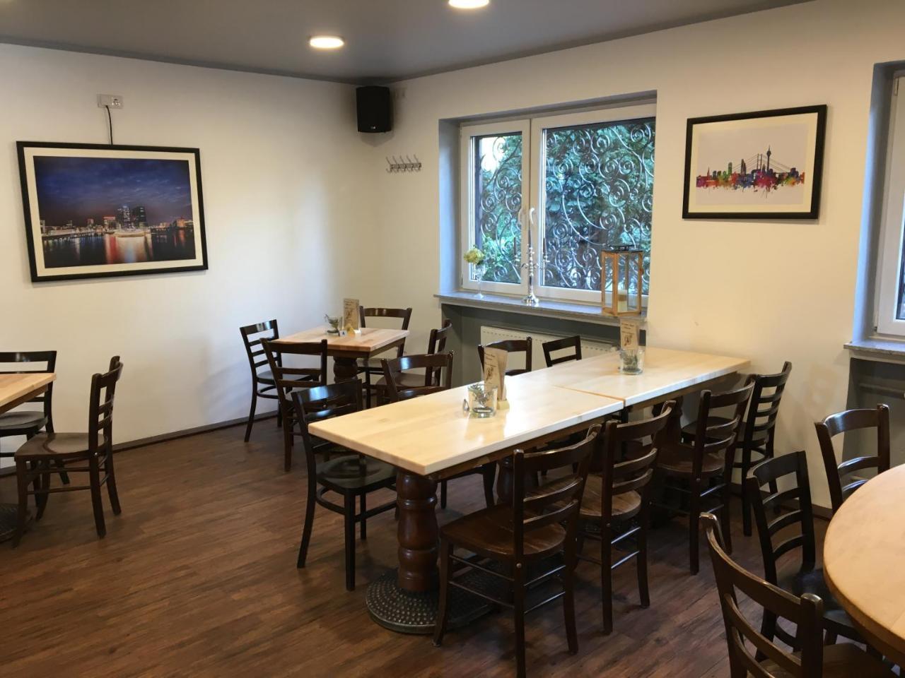 Bed and Breakfast Zum Armen Mann Düsseldorf Zewnętrze zdjęcie