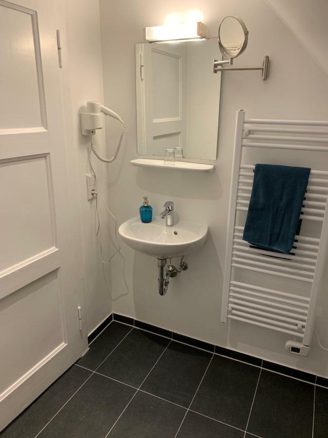 Bed and Breakfast Zum Armen Mann Düsseldorf Zewnętrze zdjęcie